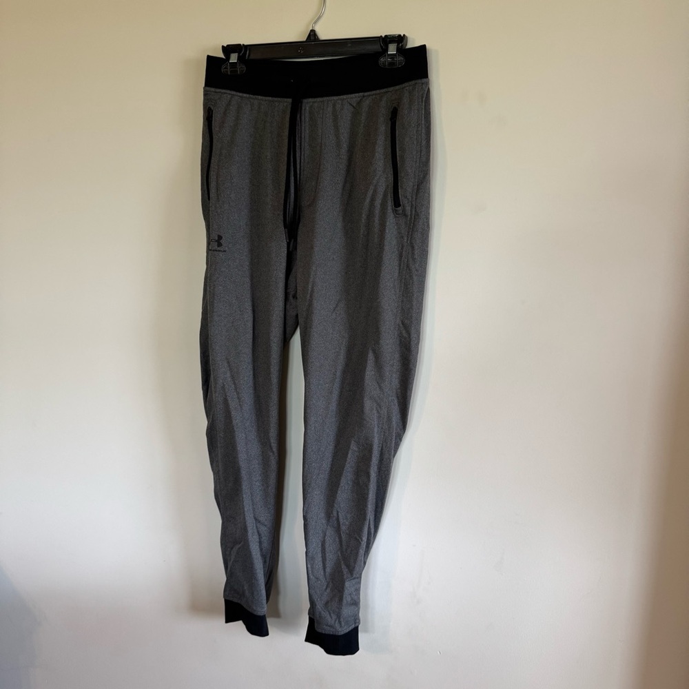 Under Armour Men's Gray Jogger Pants size medium